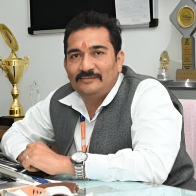 Dr. Nilesh Diwakar